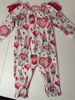 Baby Bunny Heart Footie One-Piece - Pink & White